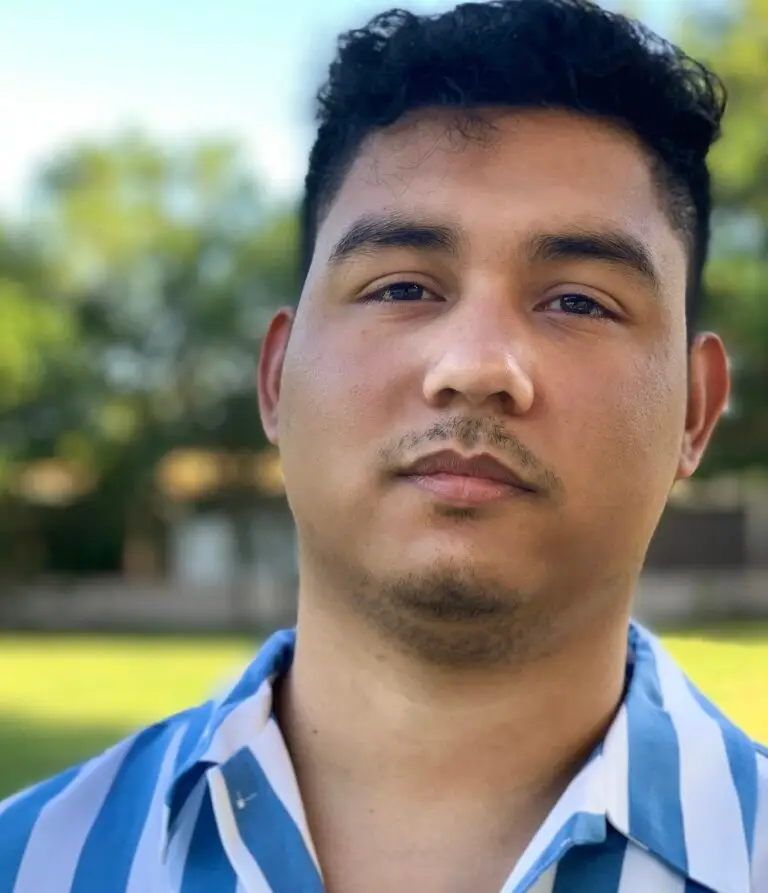 Jonathan Lopez Headshot